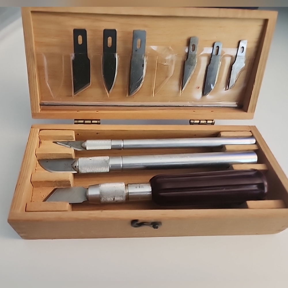 Vintage X-acto Exacto Wooden Box with 3 Knives, 9 Blades.